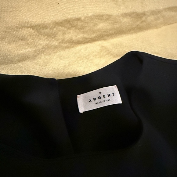 Argent Black Asymmetrical Short-Sleeve Top – Size 8 (Workwear) - Picture 5 of 7